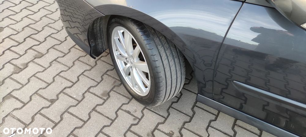 Renault Laguna dCi 180 FAP Initiale - 38