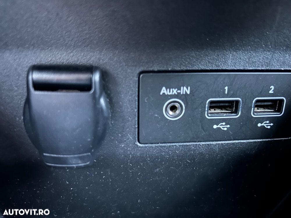 Renault Clio BLUE dCi 100 BUSINESS EDITION - 15