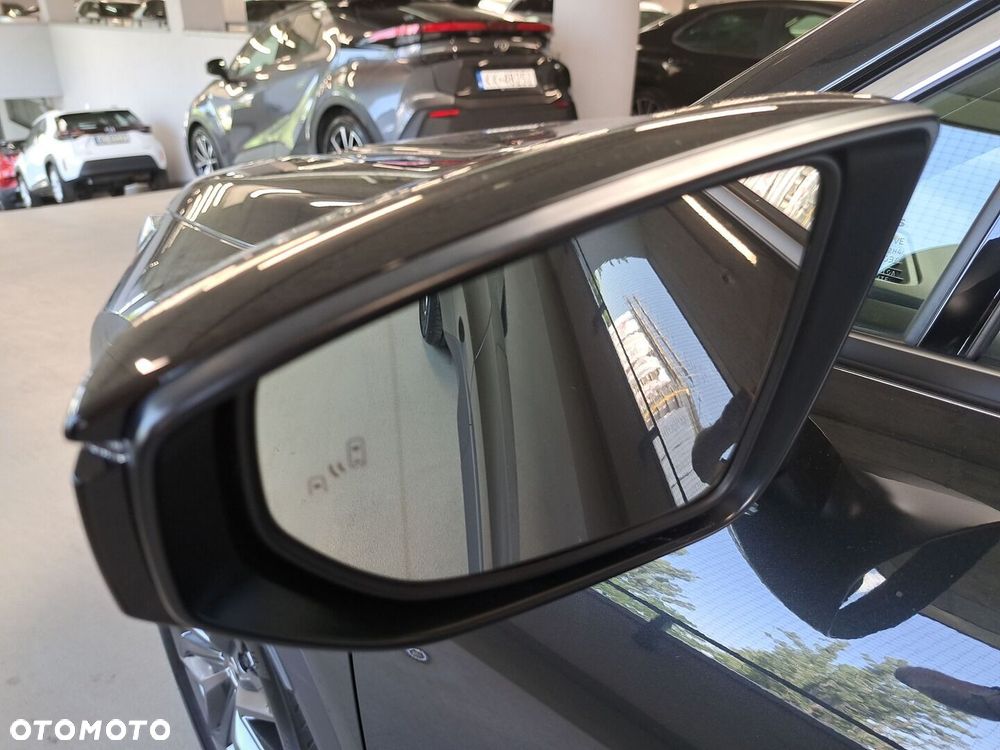 Lexus LBX 1.5 Hybrid Relax - 32