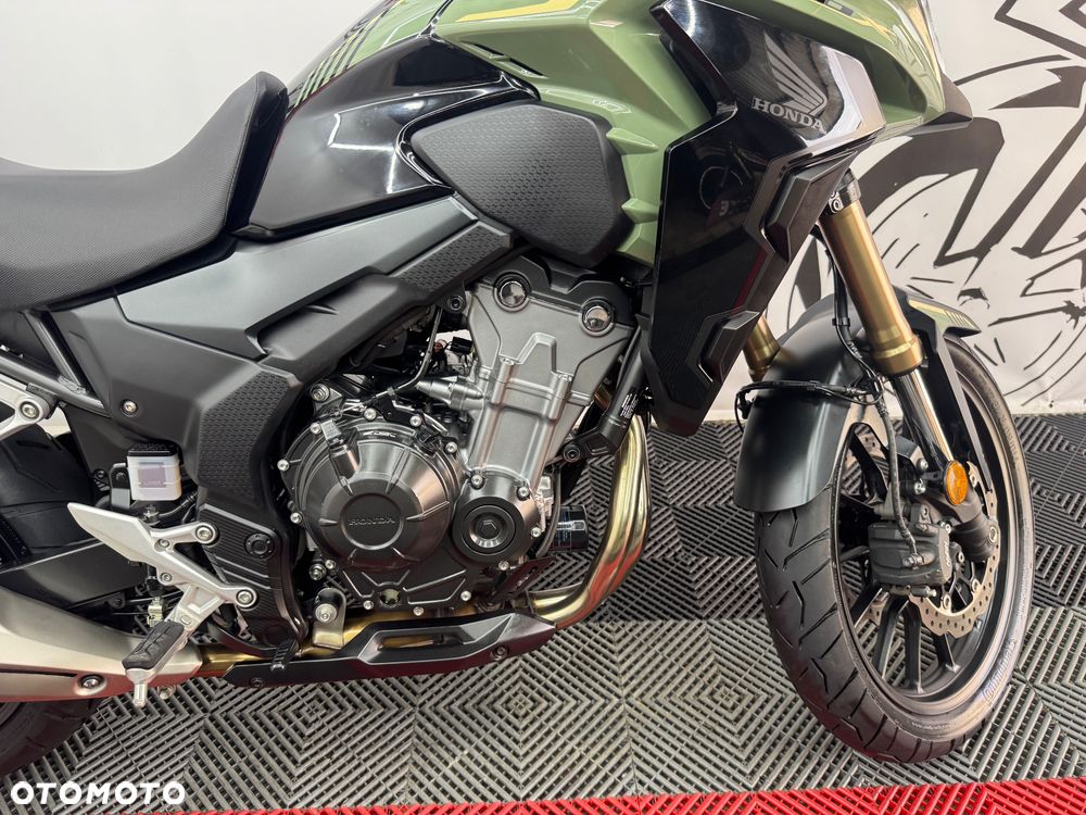 Honda CB - 32