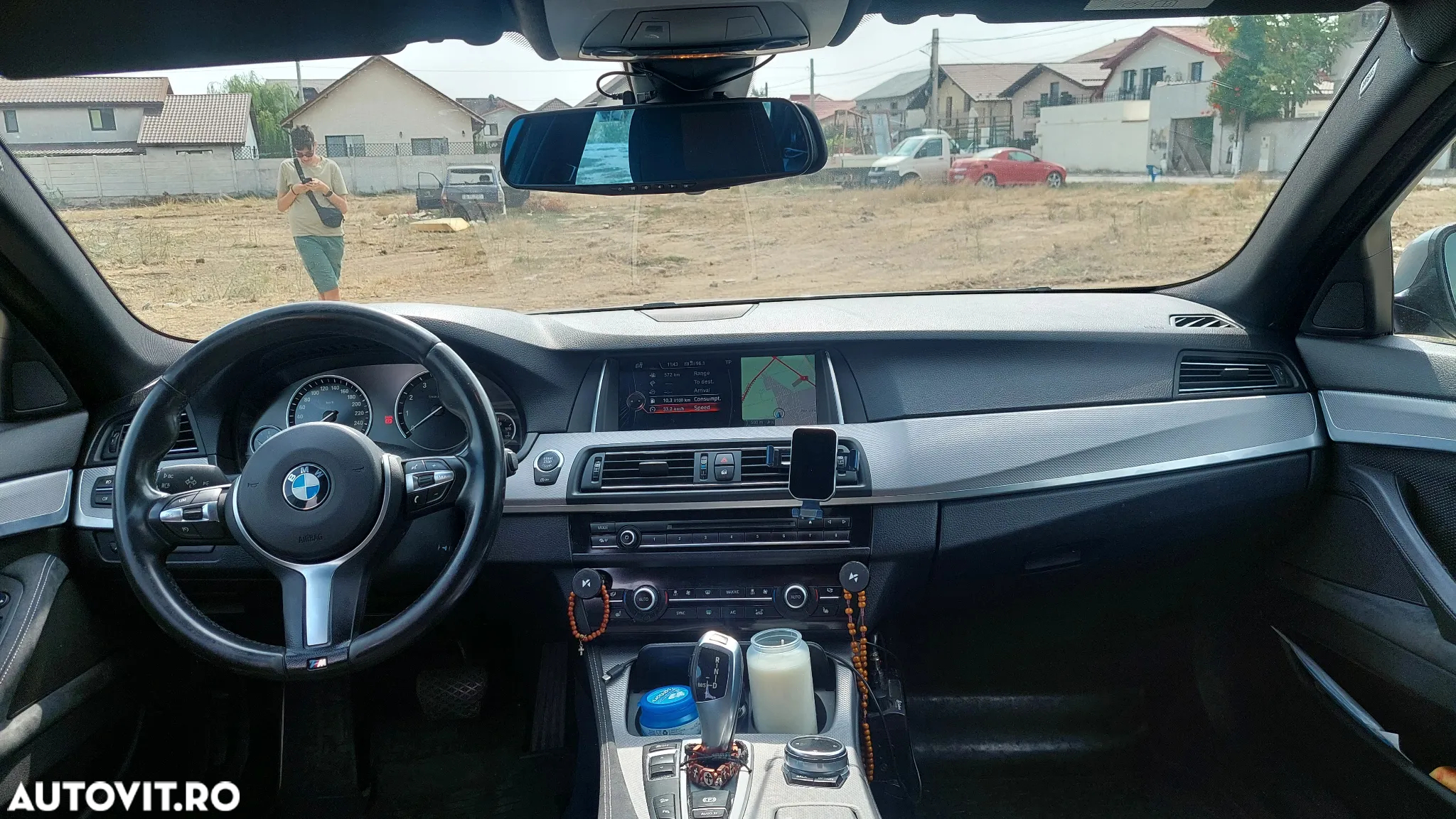 BMW Seria 5 528i xDrive - 4