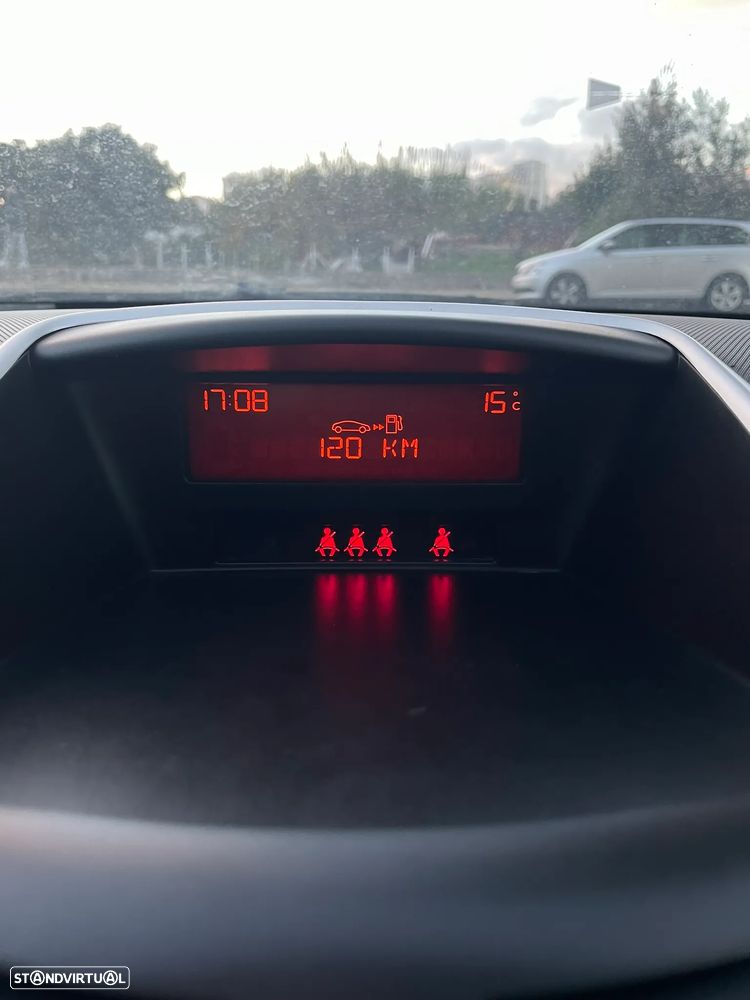 Peugeot 207 SW 1.6 HDi Outdoor - 31