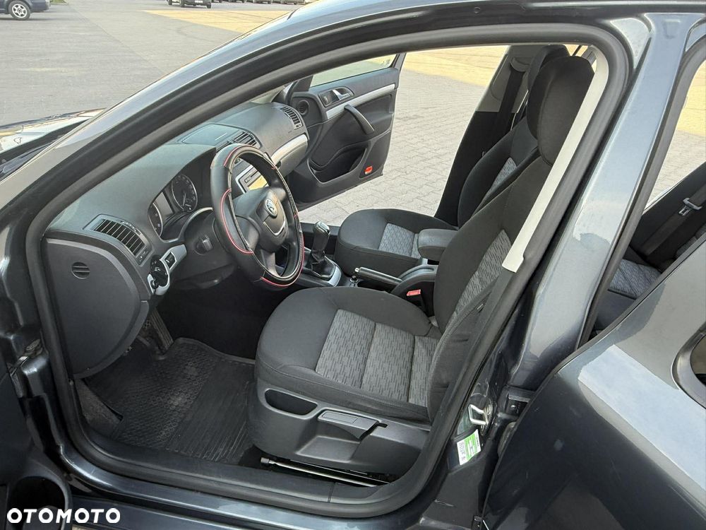 Skoda Octavia 1.8 TSI Ambition - 22