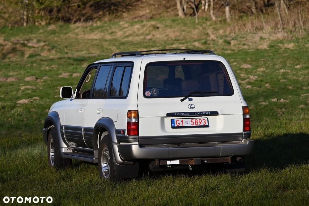 Lexus LX - 16