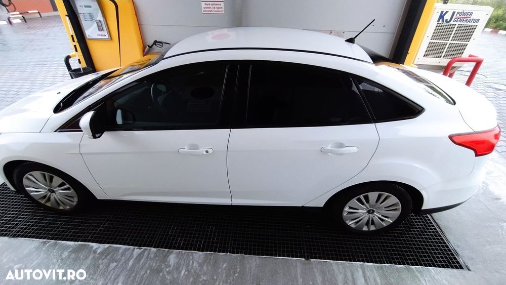 Ford Focus - 7
