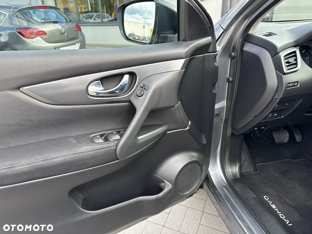 Nissan Qashqai 1.6 DCi N-Connecta Xtronic EU6 - 10