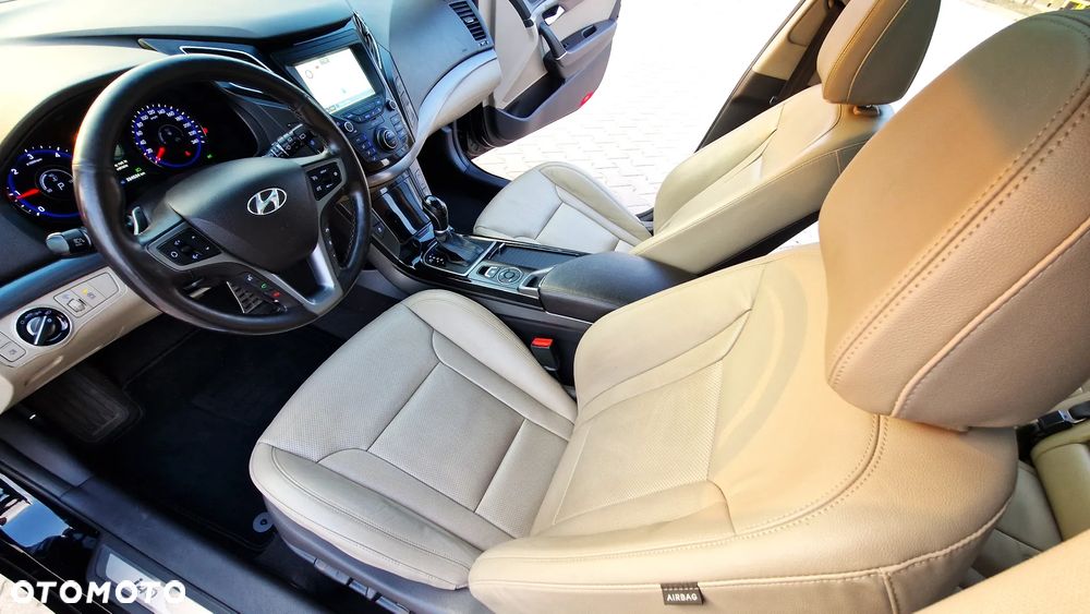 Hyundai i40 1.7 CRDi Premium DCT - 16