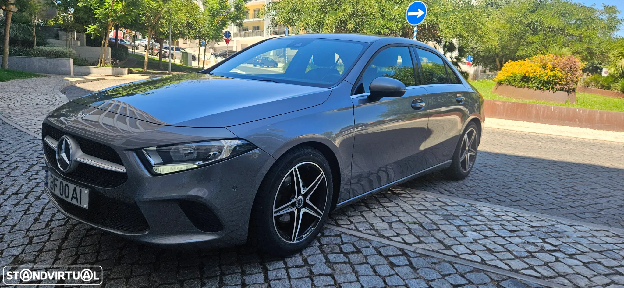 Mercedes-Benz A 180 Limousine d Style Aut. - 13
