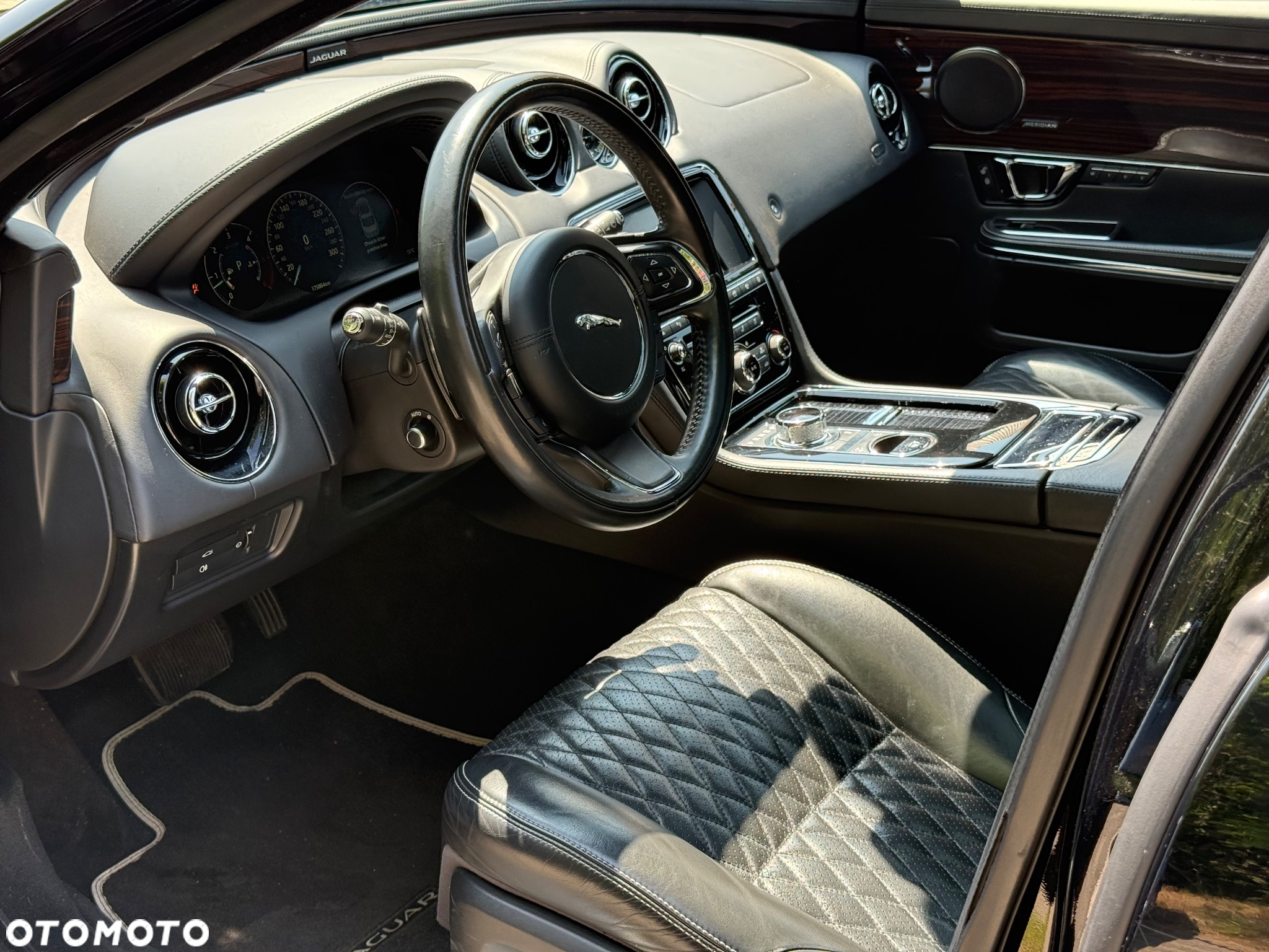 Jaguar XJ 3.0 V6 Diesel Portfolio - 20