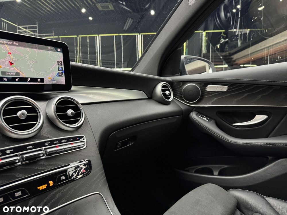 Mercedes-Benz GLC 200 d 4-Matic - 29