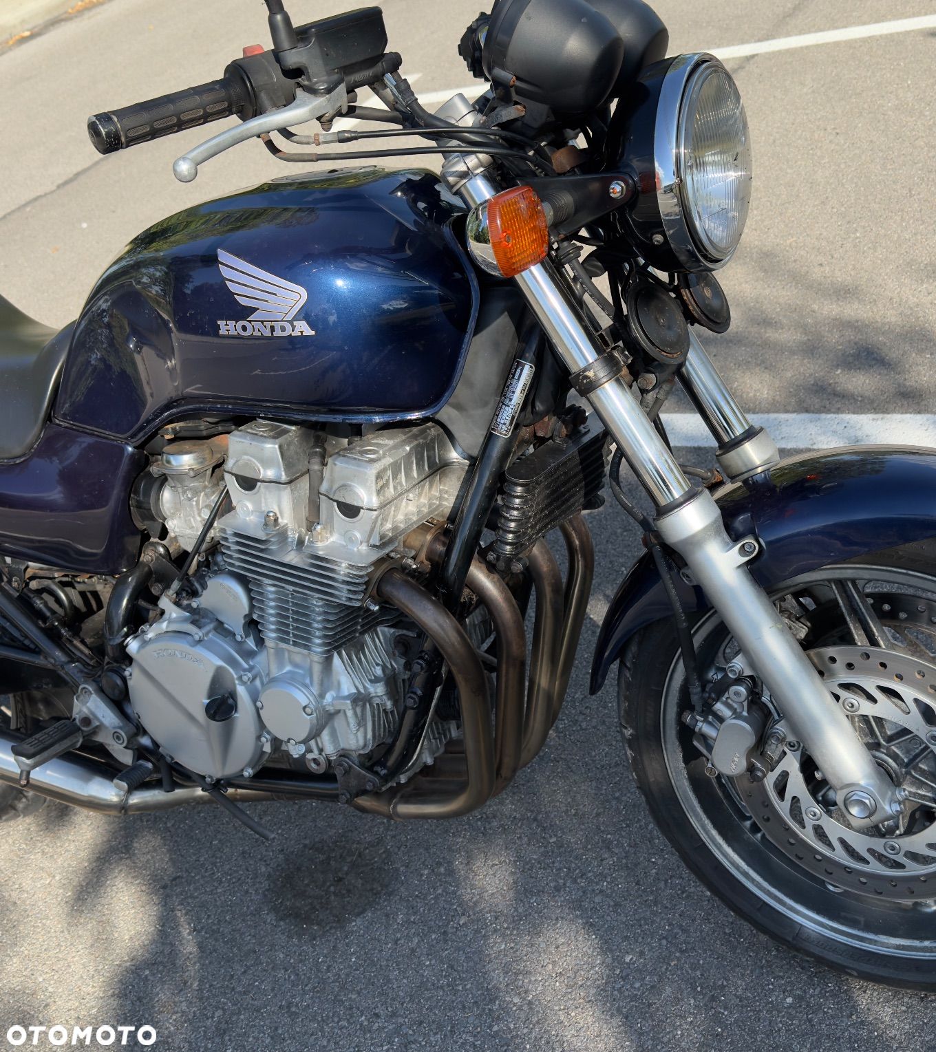 Honda CB - 1
