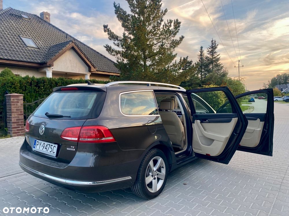 Volkswagen Passat - 19