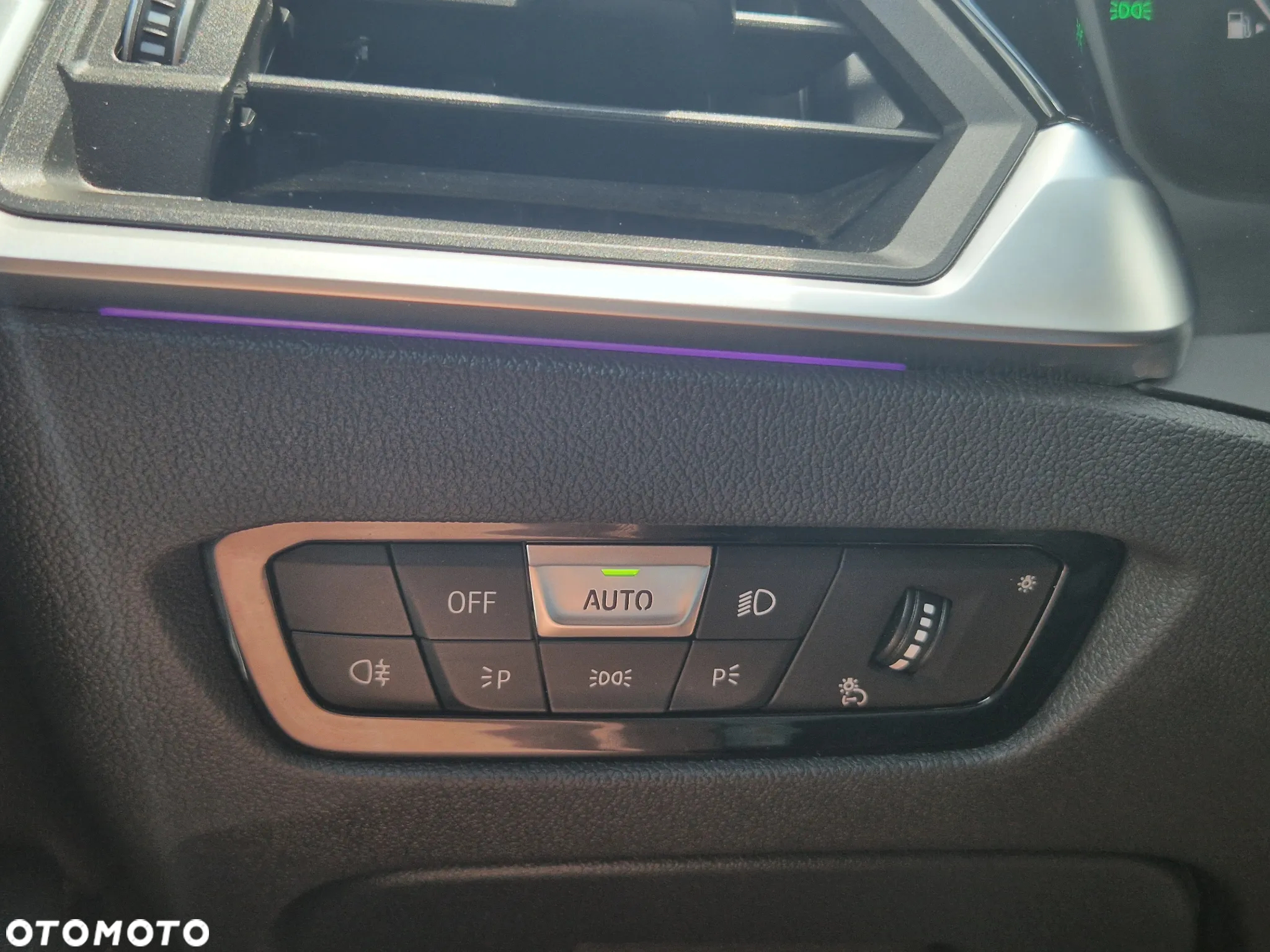 BMW Seria 3 318i Sport Line sport - 27