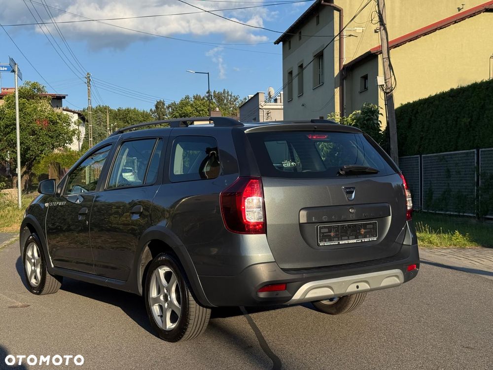 Dacia Logan TCe 90 S&S Stepway Celebration - 9