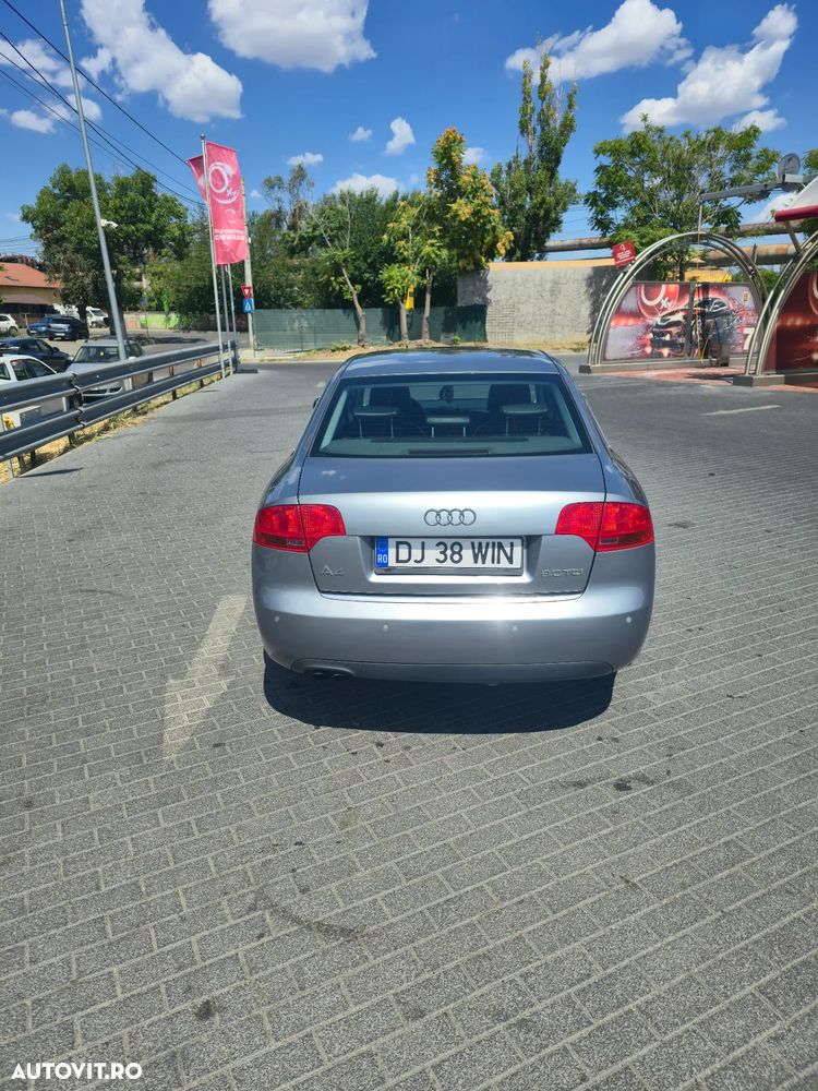 Audi A4 Limuzina 2.0 TDI - 4