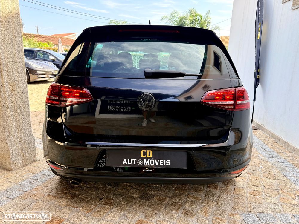 VW Golf - 25