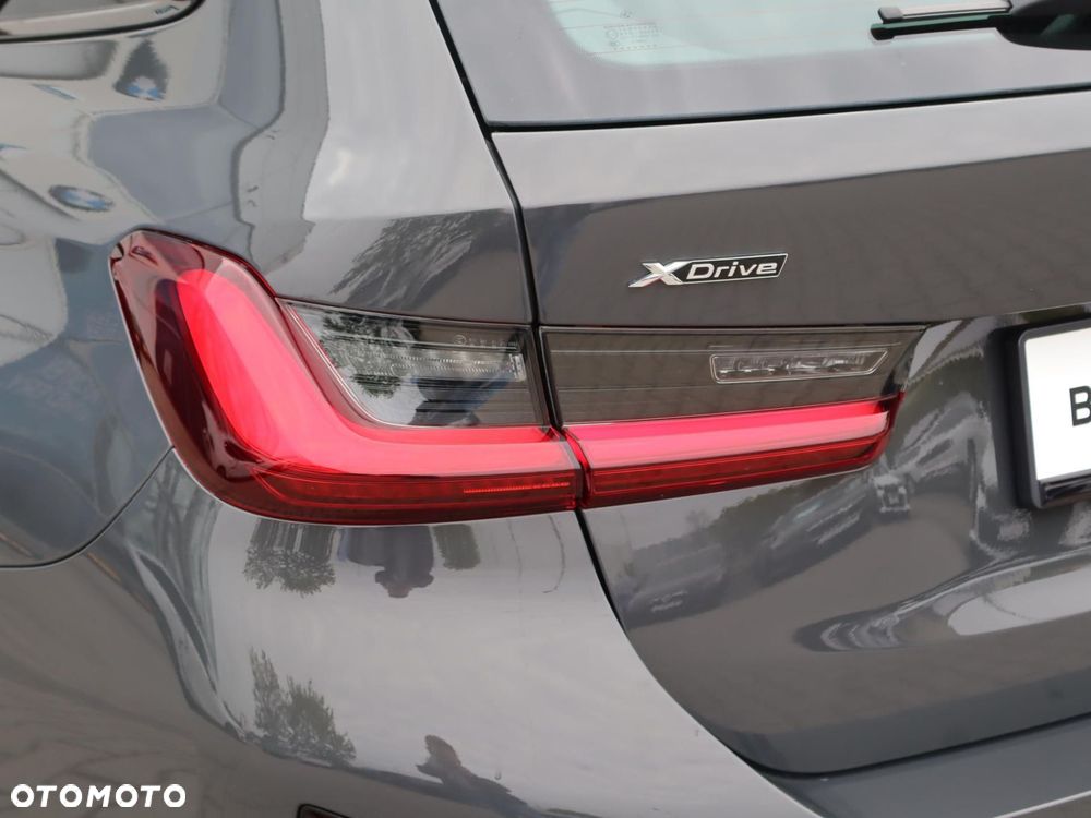 BMW Seria 3 - 27