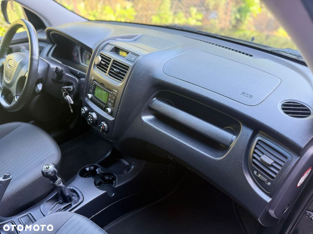 Kia Sportage 2.0 2WD Cup - 22