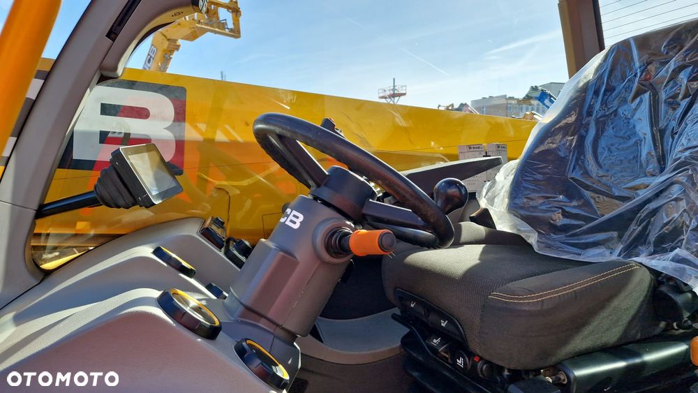 JCB 542-70 AGRI SUPER - 8