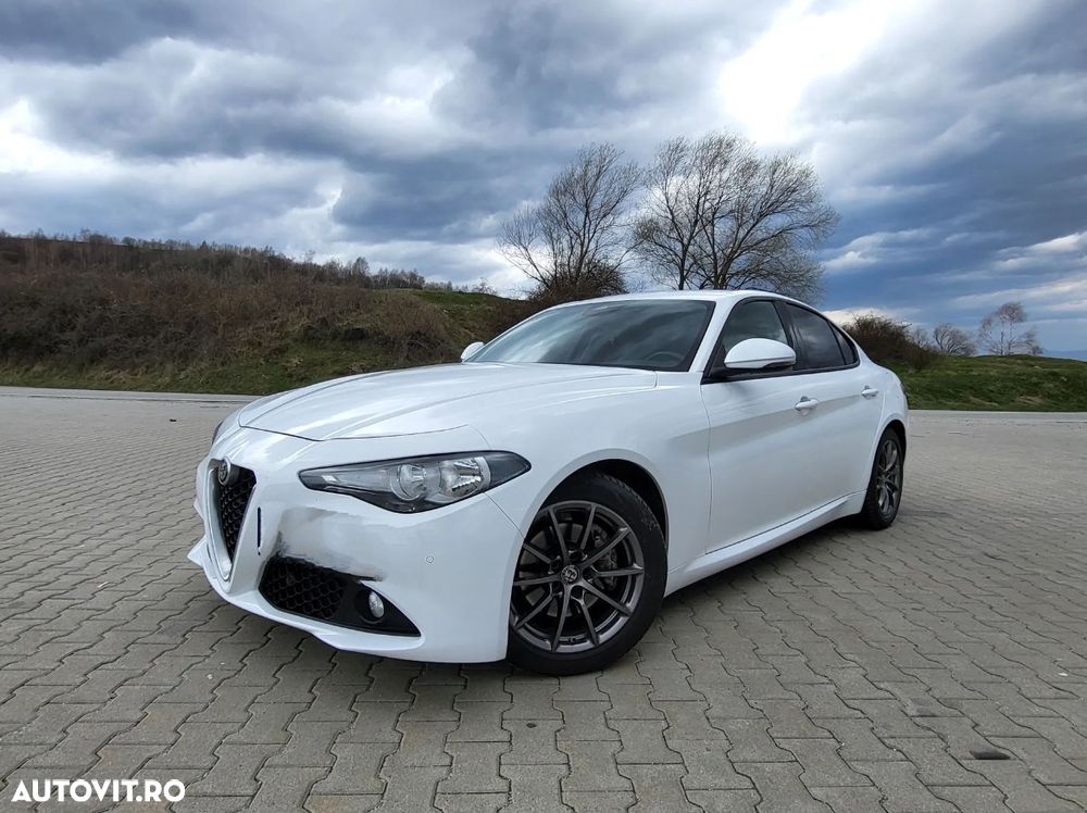 Alfa Romeo Giulia - 2