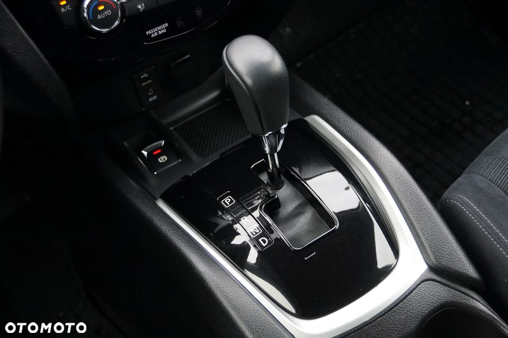 Nissan X-Trail 1.6 DCi Xtronic Acenta - 18