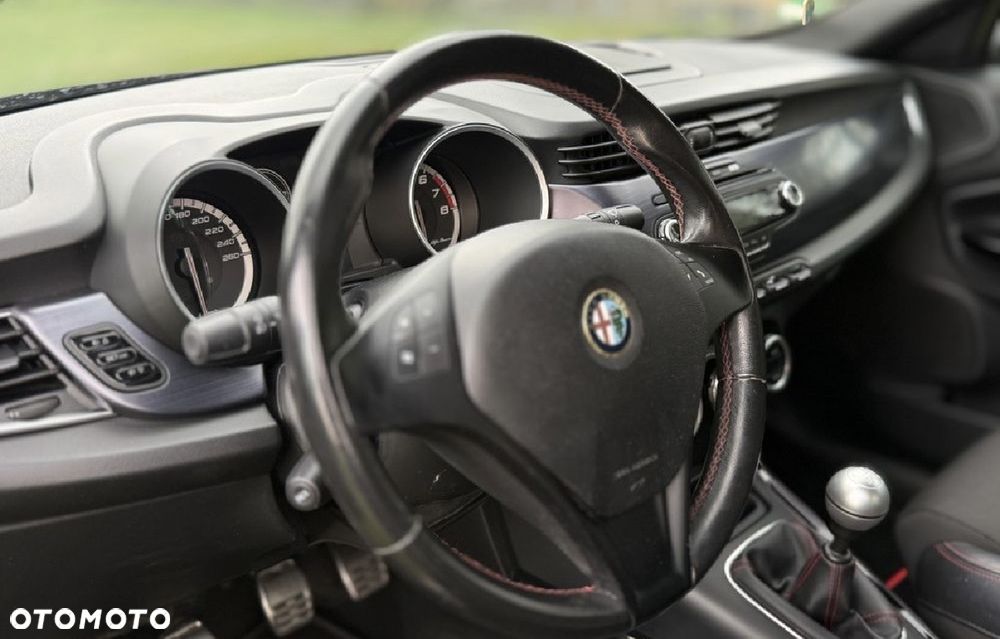 Alfa Romeo Giulietta - 7