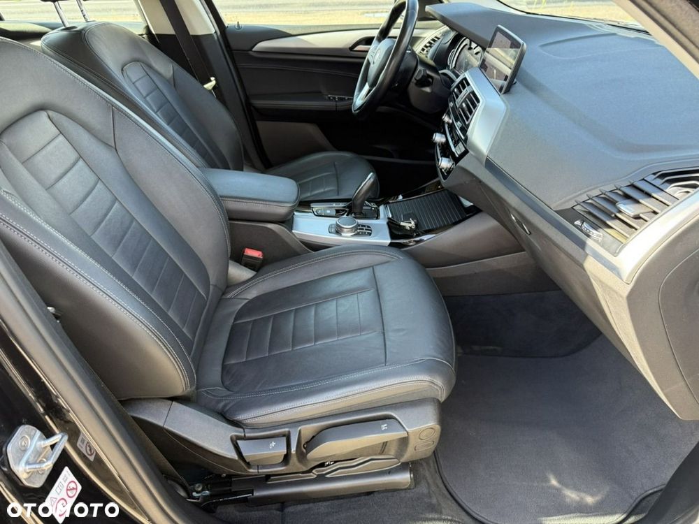 BMW X3 xDrive20d xLine - 14