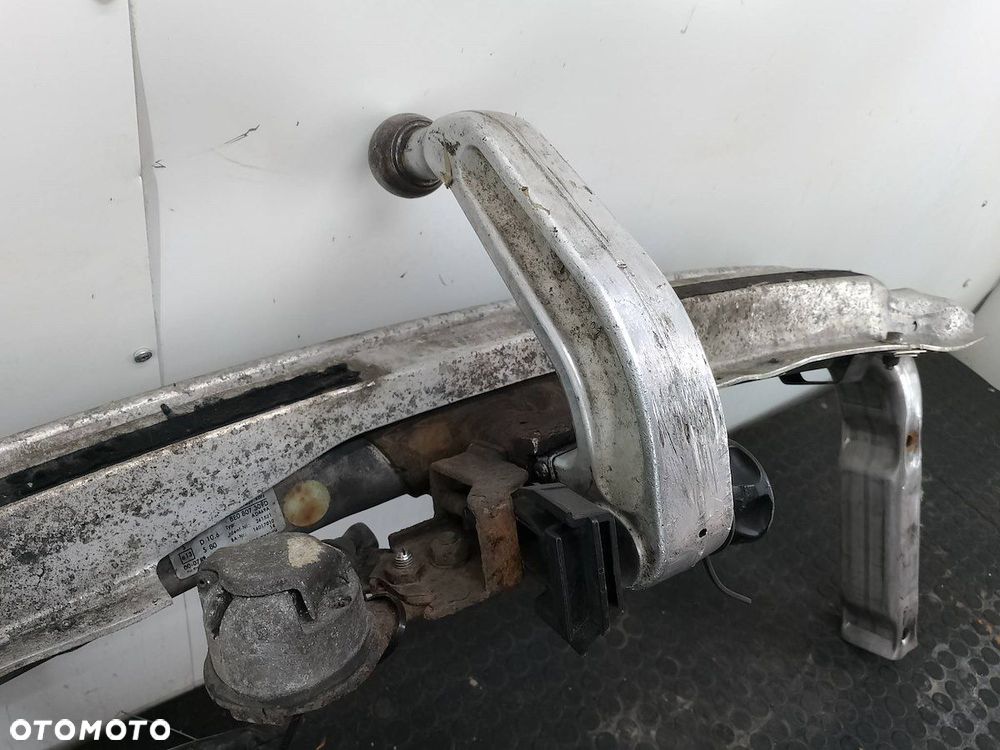 HAK HOLOWNICZY AUDI A4 B6 8E0807309D  AD469A SEDAN - 5