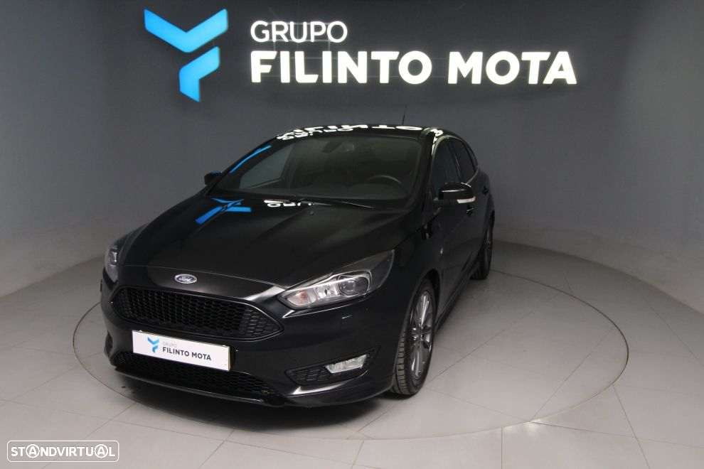 Ford Focus 1.0 SCTi ST-Line - 6