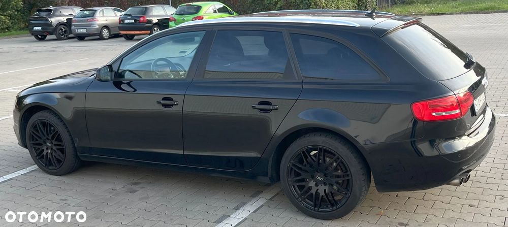 Audi A4 Avant - 1