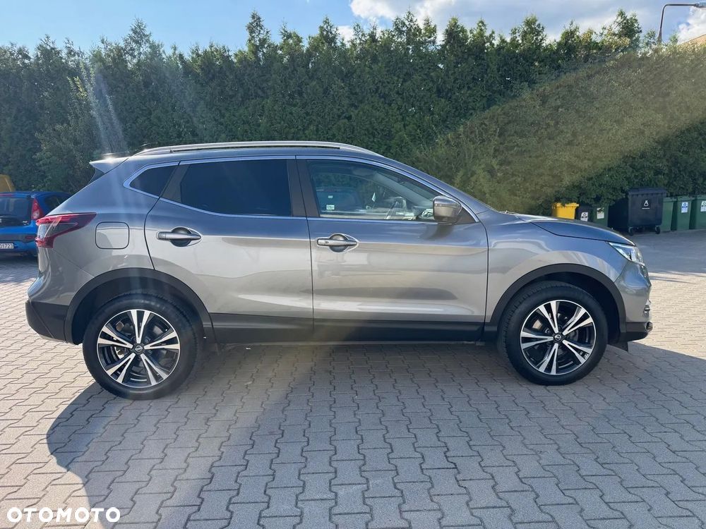 Nissan Qashqai 1.3 DIG-T N-Connecta - 3