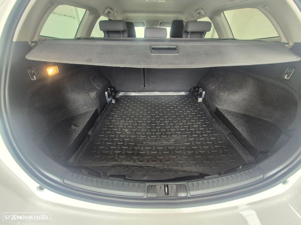 Toyota Auris Touring Sports 1.8 HSD Freestyle - 25