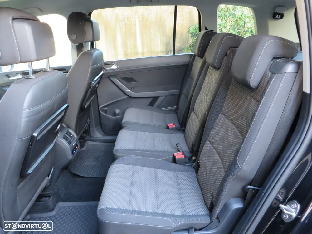 VW Touran 1.6 TDI Confortline DSG - 16