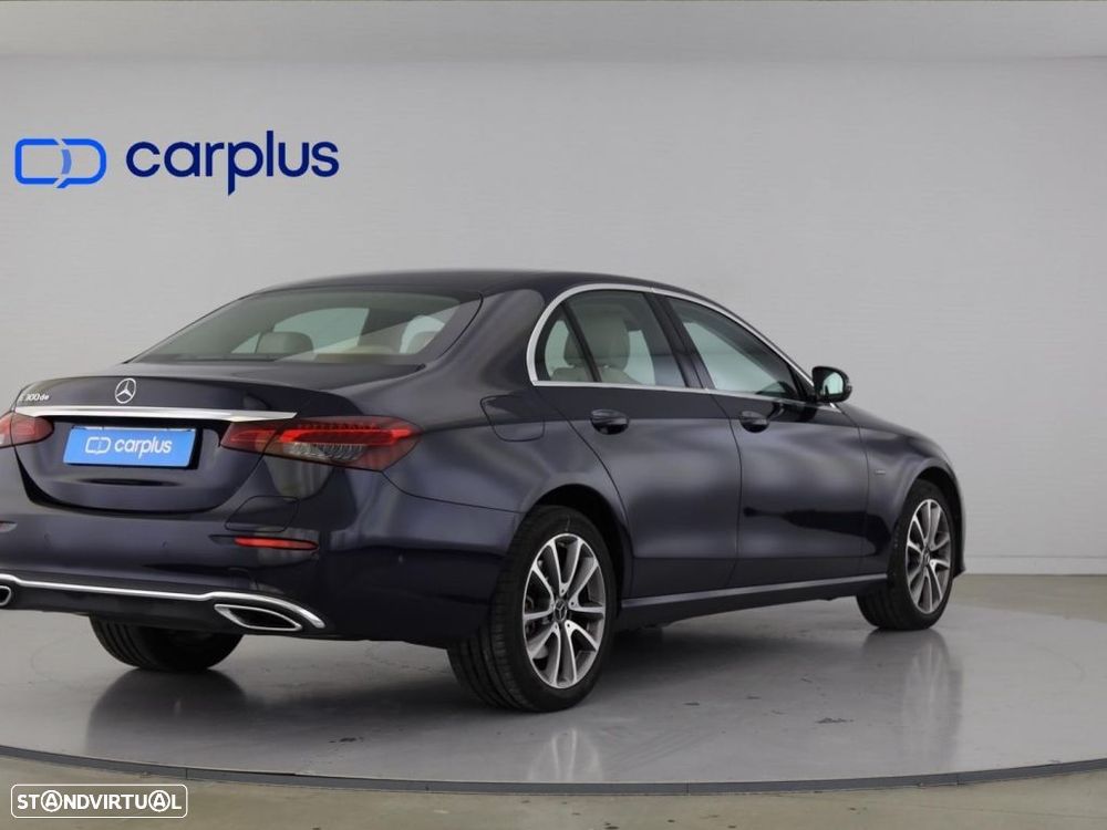 Mercedes-Benz E 300 de AMG Line - 7
