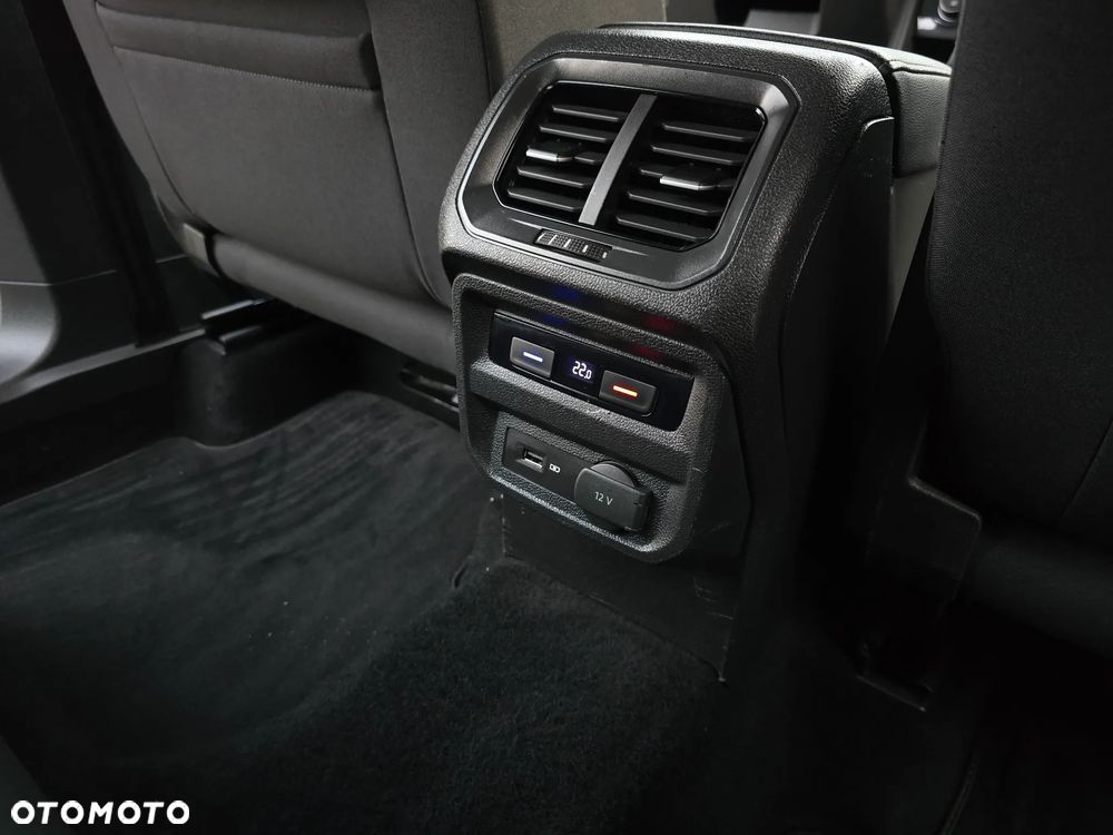 Volkswagen Tiguan 2.0 TDI SCR R-Line - 34