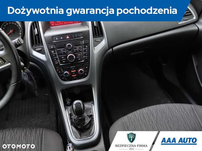 Opel Astra - 9