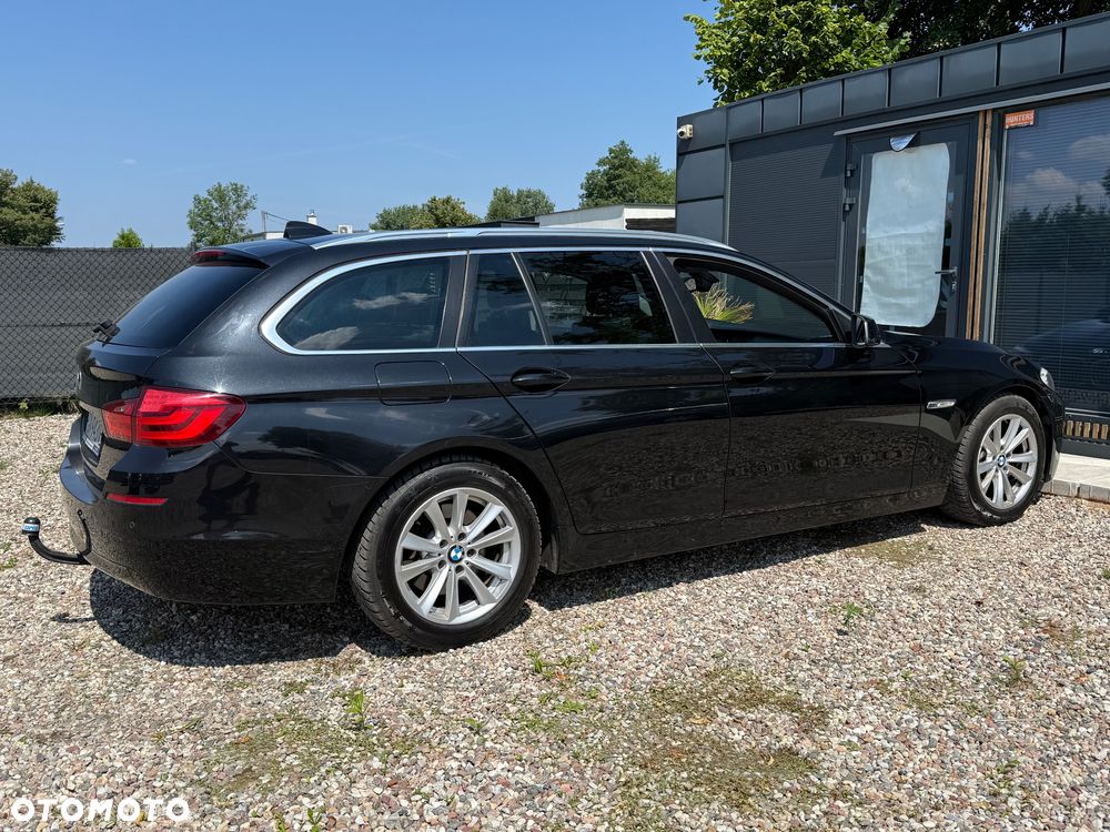 BMW Seria 5 520d Sport-Aut - 9
