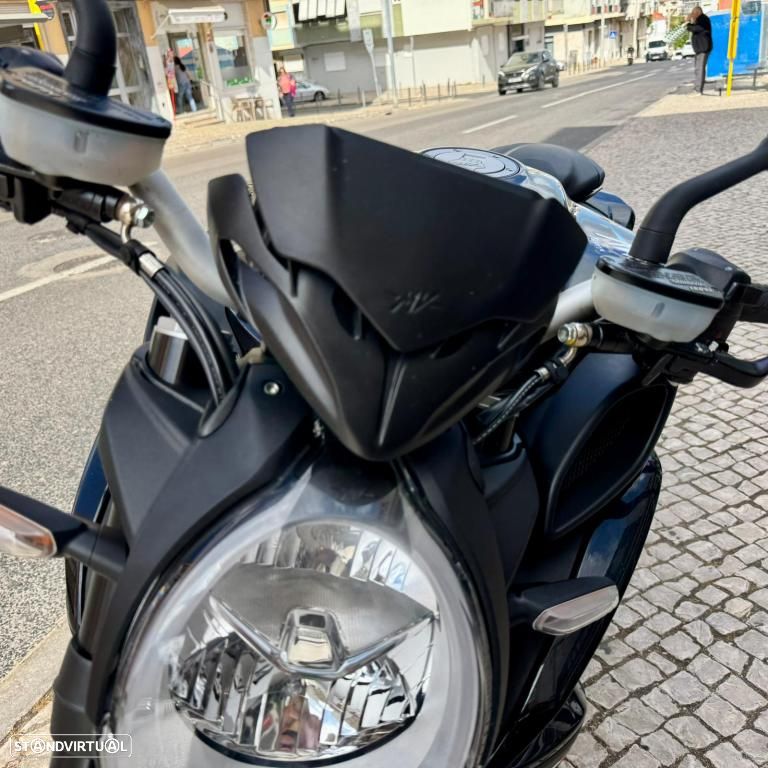MV Agusta Brutale R - 24