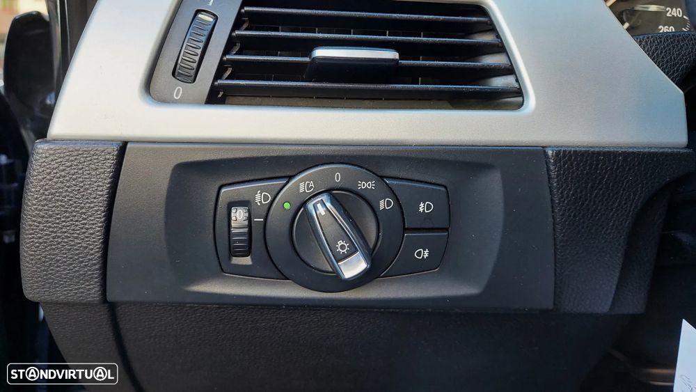 BMW 320 d DPF Touring Aut. - 22