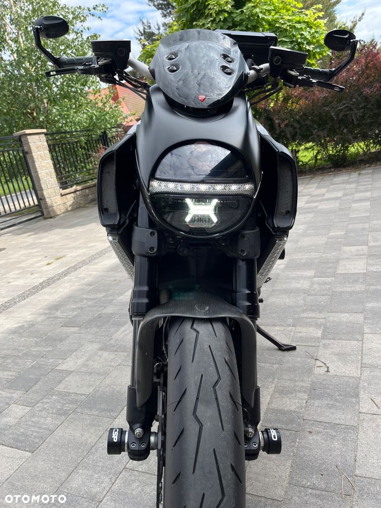 Ducati Diavel - 9