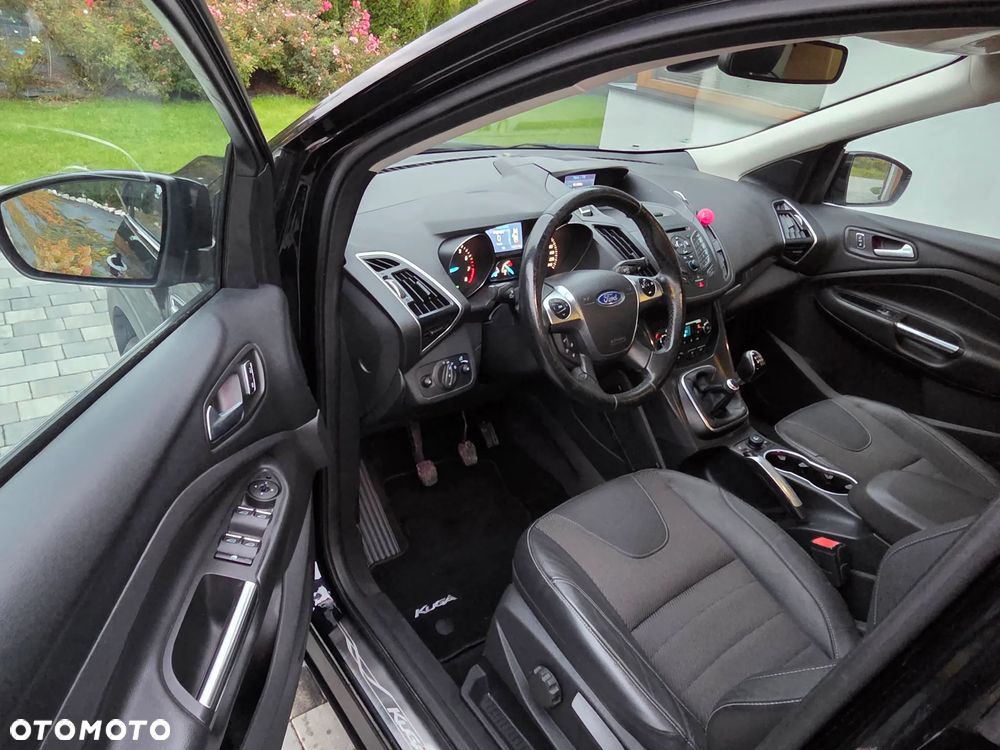 Ford Kuga 1.5 EcoBoost FWD Titanium - 6