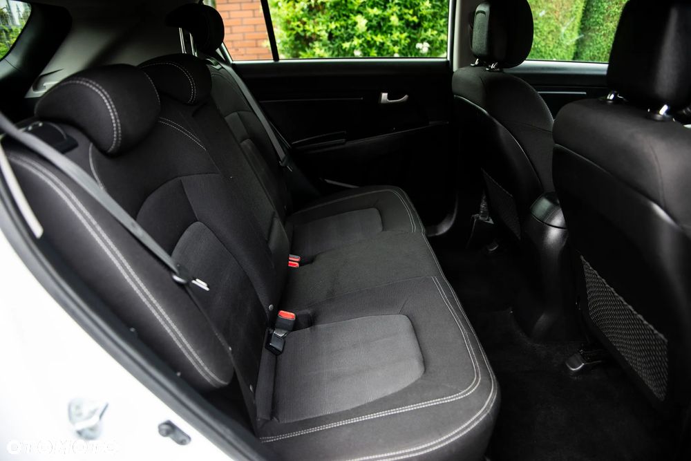 Kia Sportage 1.6 GDI 2WD Attract - 35