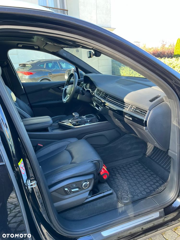 Audi Q7 - 19