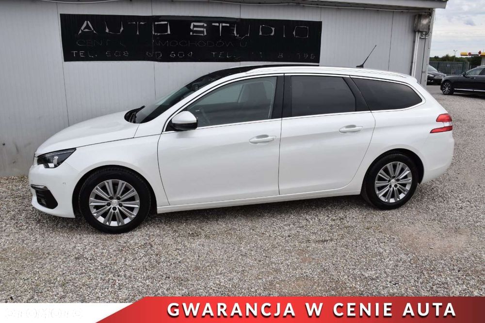 Peugeot 308 1.6 BlueHDi Allure S&S EAT6 - 32