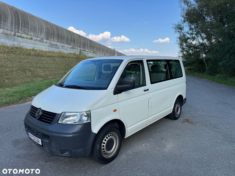 Volkswagen Transporter - 2