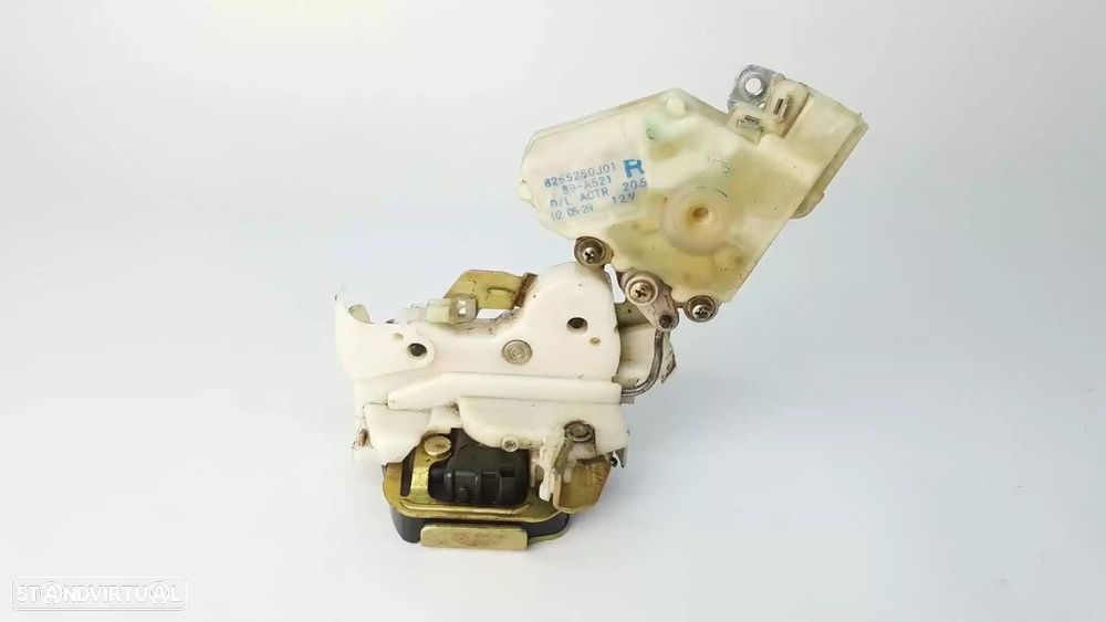 FECHADURA PORTA TRASEIRA DIREITA NISSAN TERRANO II 2002 -8255250J01 - 4