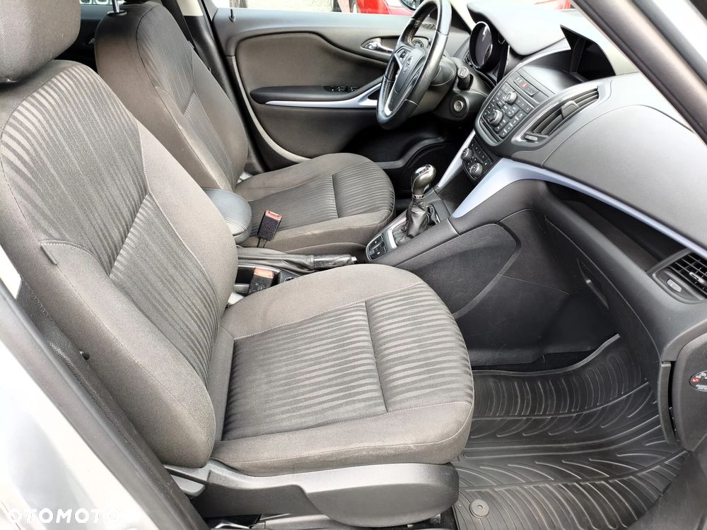 Opel Zafira Tourer 1.4 Turbo Edition - 19