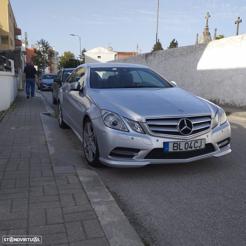 Mercedes-Benz E 220 - 1