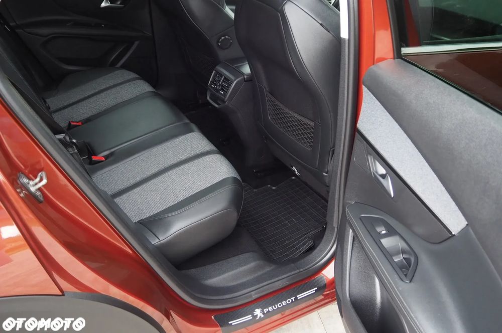 Peugeot 3008 BlueHDi 130 Stop & Start Allure - 31