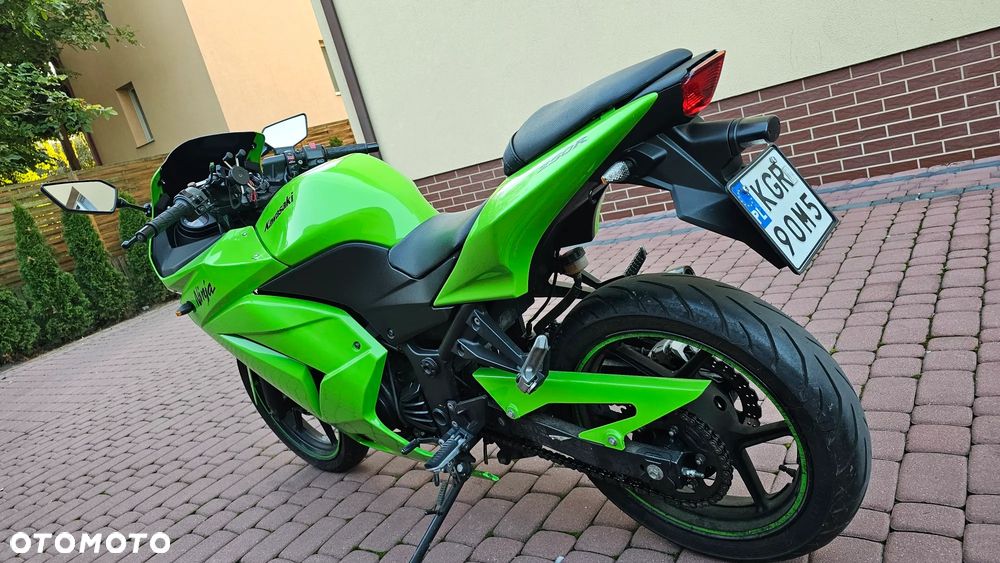 Kawasaki Ninja 250R - 30
